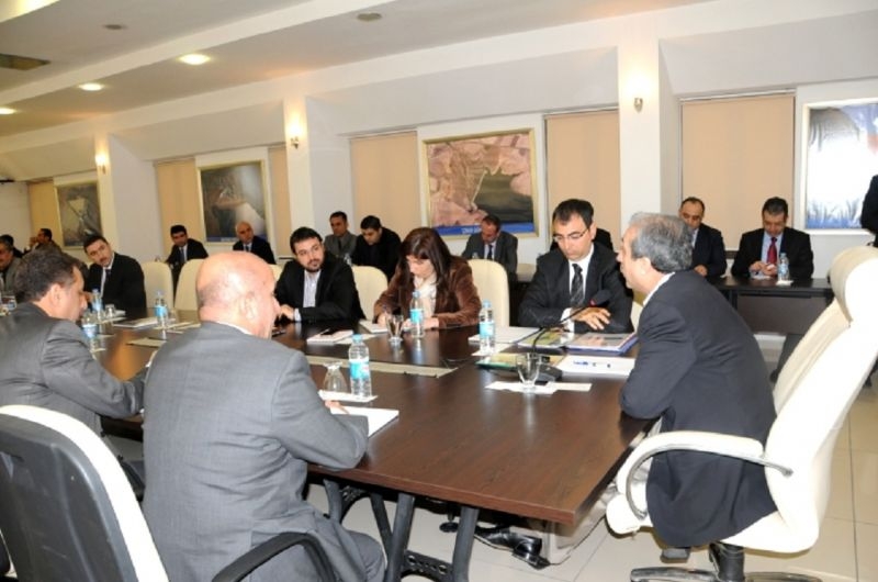 Investments İn Diyarbakir Discussed At The Chairmanship Of Minister Eker