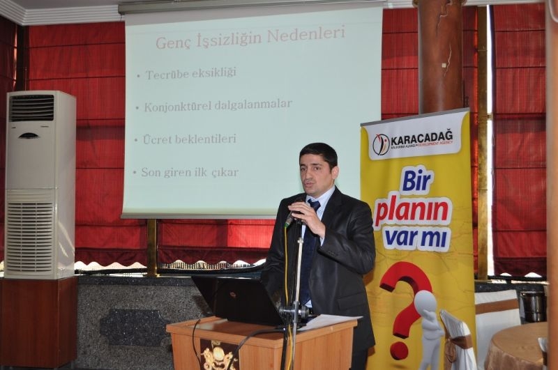 Unemployment, At The Head Of The Most İmportant Problems Of Diyarbakır Was Discussed By The Experts.