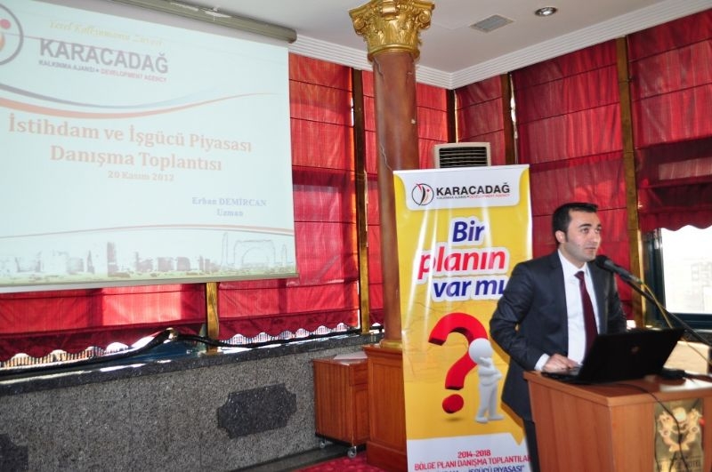 Unemployment, At The Head Of The Most İmportant Problems Of Diyarbakır Was Discussed By The Experts.