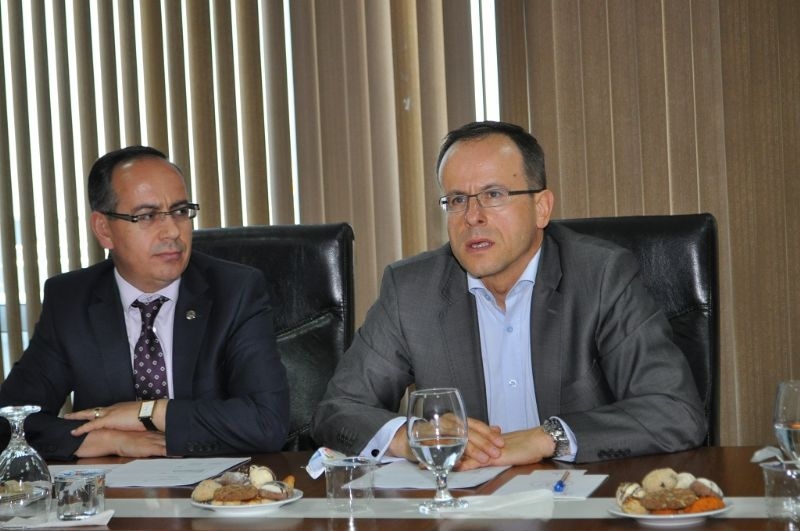 Bekos, Under-secretary Of Commerce Of Austria, Visits Our Agency