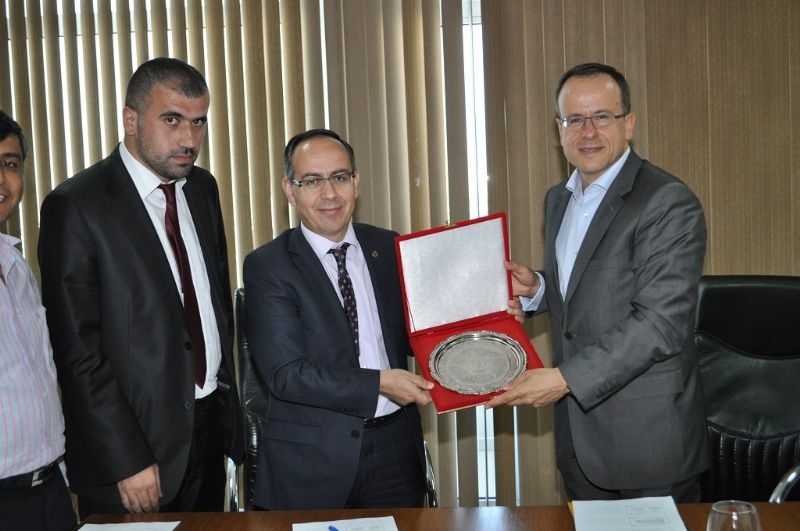 Bekos, Under-secretary Of Commerce Of Austria, Visits Our Agency