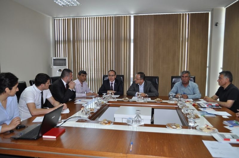 Bekos, Under-secretary Of Commerce Of Austria, Visits Our Agency