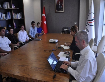 Call Center By The Cmc Company Will Hire 1.500 People